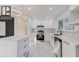 63 HARDALE Crescent - 9