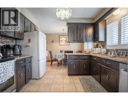18 VILLA Court - 15
