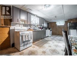 18 VILLA Court - 4