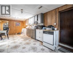 18 VILLA Court - 6