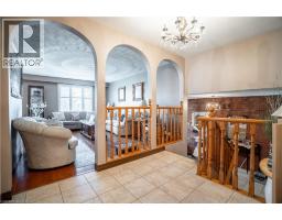 18 VILLA Court - 8