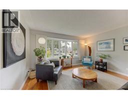 51 CHARLOTTE Crescent - 10