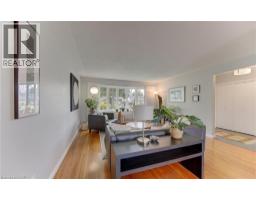 51 CHARLOTTE Crescent - 11