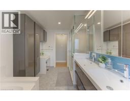51 CHARLOTTE Crescent - 24
