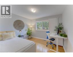 51 CHARLOTTE Crescent - 26