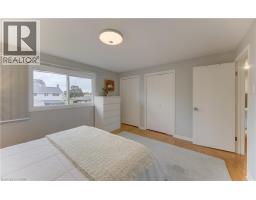 51 CHARLOTTE Crescent - 30