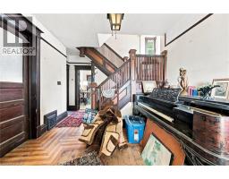 116 CAITHNESS Street E - 5