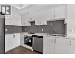 461 GREEN Road UnitNo. 606 - 11