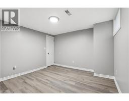 35 CENTENNIAL Parkway S - 39
