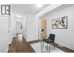 161 KINSMAN Drive - 23