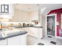 107 BOND Street S - 14