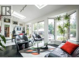 107 BOND Street S - 20