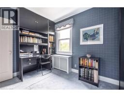 107 BOND Street S - 29