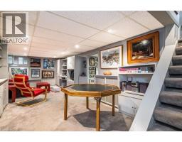 107 BOND Street S - 34