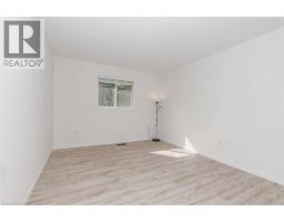 47 QUEENSWAY Drive - 14