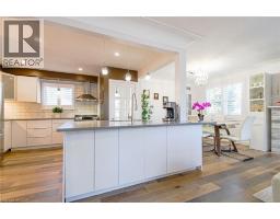 2105 MAPLEWOOD Drive - 20