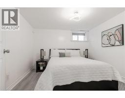 2105 MAPLEWOOD Drive - 37