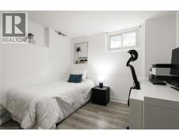 2105 MAPLEWOOD Drive - 38