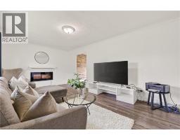 18 WILLOWDALE Street - 5