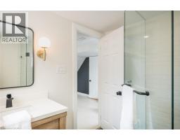 5410 CLIVE Crescent - 33