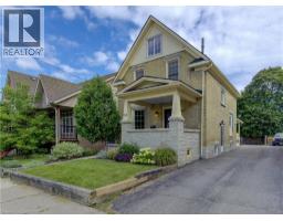 250 HERBERT Street - 3