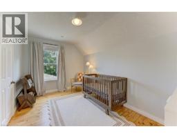 250 HERBERT Street - 35