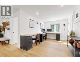 386 COSBURN Crescent - 14