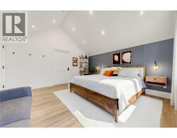 386 COSBURN Crescent - 20