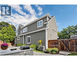 386 COSBURN Crescent - 44