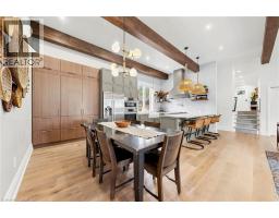 386 COSBURN Crescent - 8