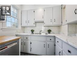 46 SENECA Drive - 19