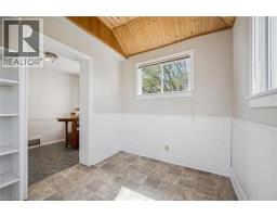 46 SENECA Drive - 22