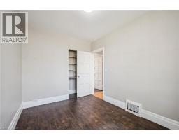 46 SENECA Drive - 26