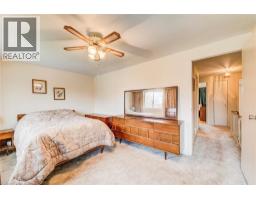 17 FOREST GLEN Court - 22