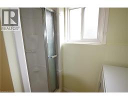 3 ELGIN Street S - 11