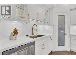 122 SHOREVIEW Place - 13