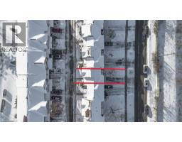 100 BEDDOE Drive UnitNo. 25 - 5