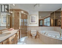 1296 CUMNOCK Crescent - 30