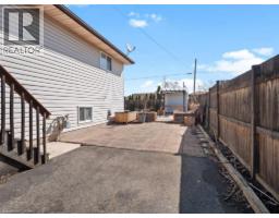379 SOUTHWORTH Street S - 3