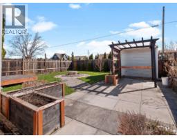 379 SOUTHWORTH Street S - 5