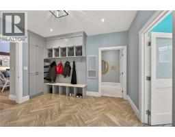 747 VERNON Place - 32