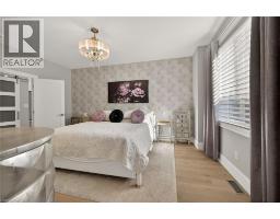 747 VERNON Place - 40