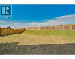 23 PINOT Crescent - 45