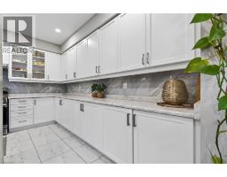 7809 HACKBERRY Trail E - 11