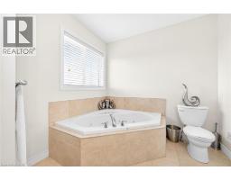 182 IRWIN Avenue - 32