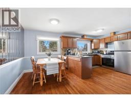 52 BONIFACE Avenue - 10