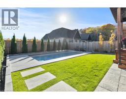 236 WALKER Road - 5