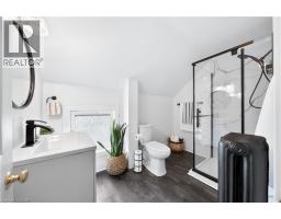 23 PINECREST Avenue - 30