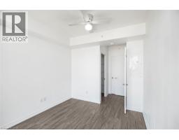 550 NORTH SERVICE Road UnitNo. 711 - 19