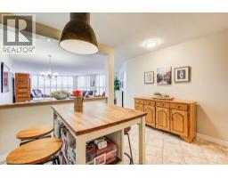 24 MARILYN Drive UnitNo. 704 - 11